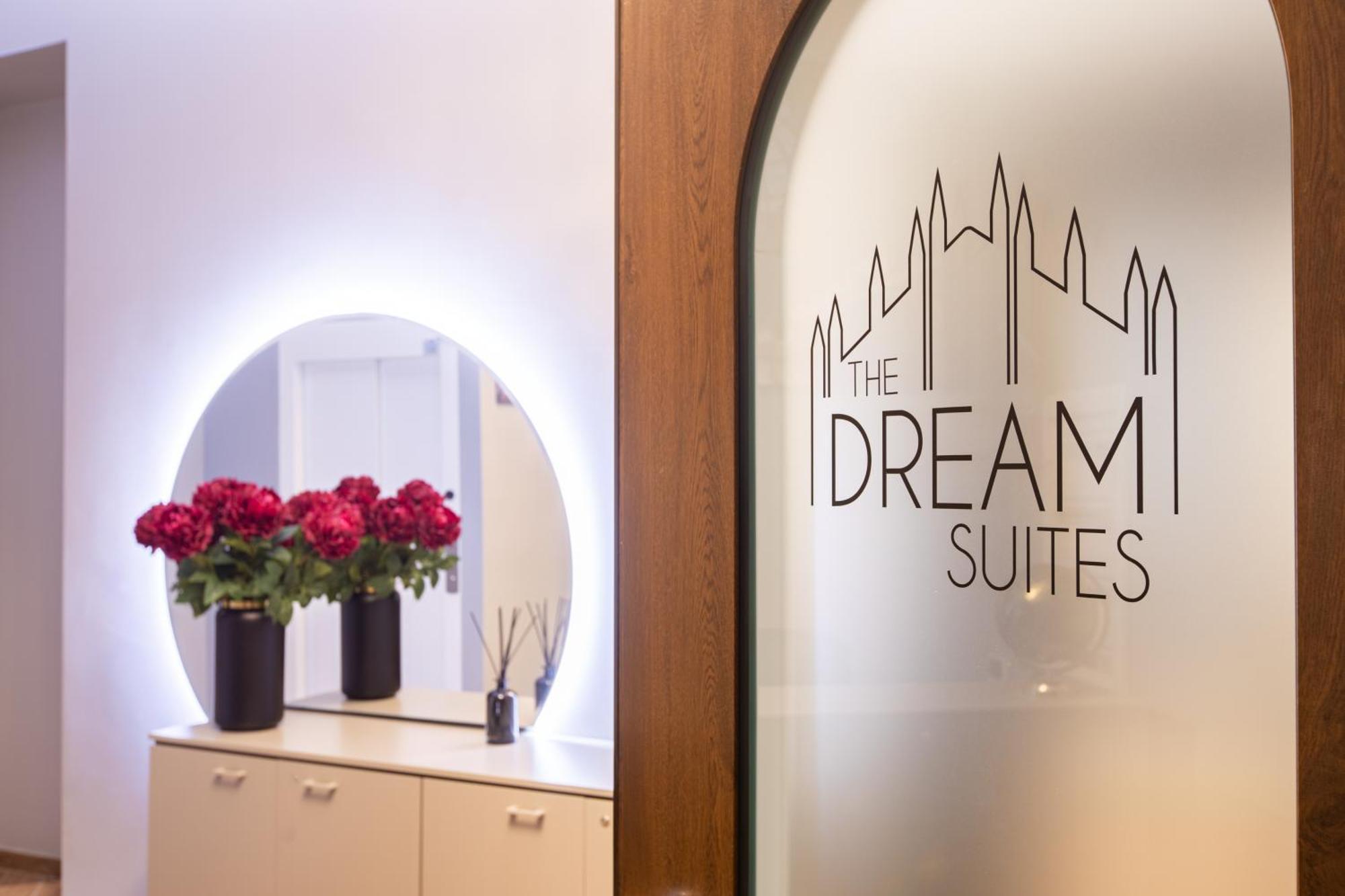 The Dream Suites Милан Экстерьер фото